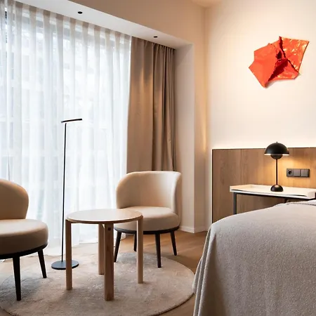 Olivia Hotel